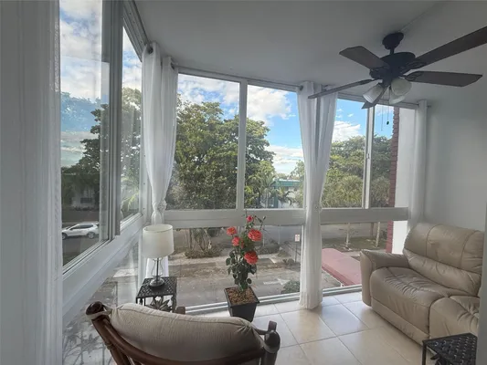 Property Slideshow image 2 of 24 | 4750 nw 22nd ct apt 315, Lauderhill, FL, 33313
