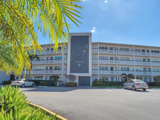 Property Slideshow image 2 of 52 | 2024 harwood c # 2024, Deerfield Beach, FL, 33442