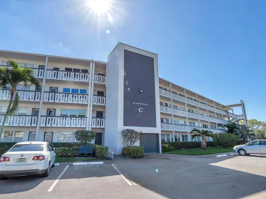 Property Slideshow image 3 of 52 | 2024 harwood c # 2024, Deerfield Beach, FL, 33442