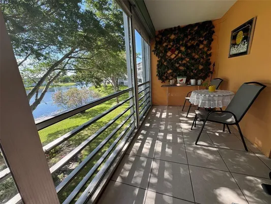 Property Slideshow image 3 of 35 | 3058 cambridge c # 3058, Deerfield Beach, FL, 33442