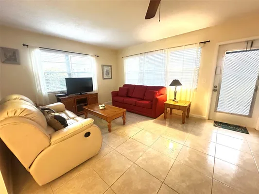 Property Slideshow image 3 of 54 | 489 tilford w # 489, Deerfield Beach, FL, 33442