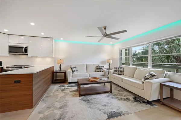 Property Slideshow image 3 of 56 | 3034 berkshire b # 3034, Deerfield Beach, FL, 33442