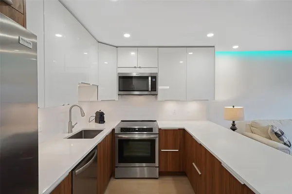 Property Slideshow image 3 of 56 | 3034 berkshire b 3034, Deerfield Beach, FL, 33442