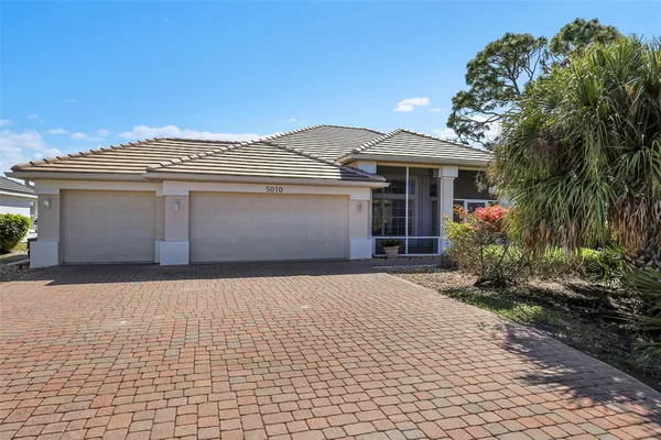 Property Slideshow image 3 of 51 | 5010 ln, Punta Gorda, FL, 33955
