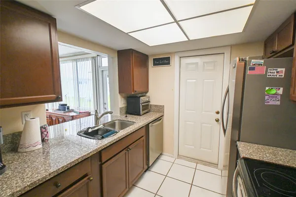 Property Slideshow image 3 of 15 | 2741 w golf blvd, Pompano Beach, FL, 33064