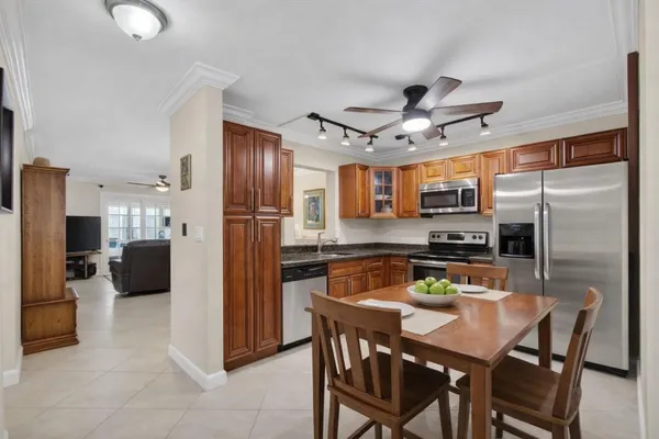 Property Slideshow image 3 of 44 | 19000 stewart cir 4, Boca Raton, FL, 33496