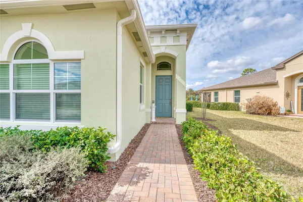 Property Slideshow image 3 of 36 | 11008 sw winding lakes cir, Port St Lucie, FL, 34987