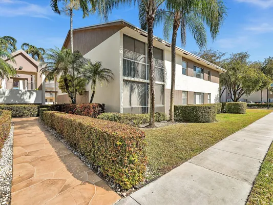 Property Slideshow image 3 of 33 | 7663 trent dr 216, Tamarac, FL, 33321
