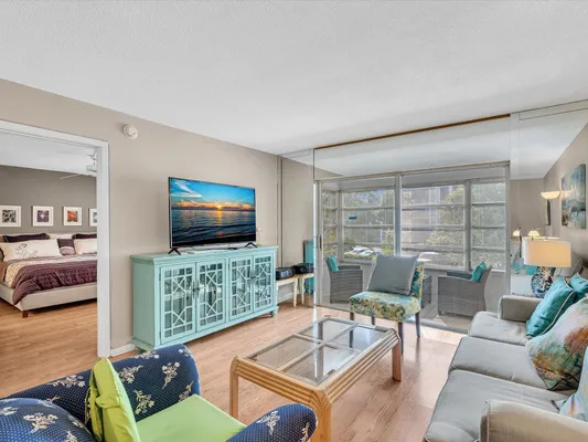 Property Slideshow image 2 of 36 | 2881 nw 47th ter 209, Lauderdale Lakes, FL, 33313