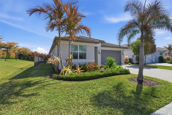 Property Slideshow image 2 of 20 | 11717 sw silver creek ave, Port St. Lucie, FL, 34987