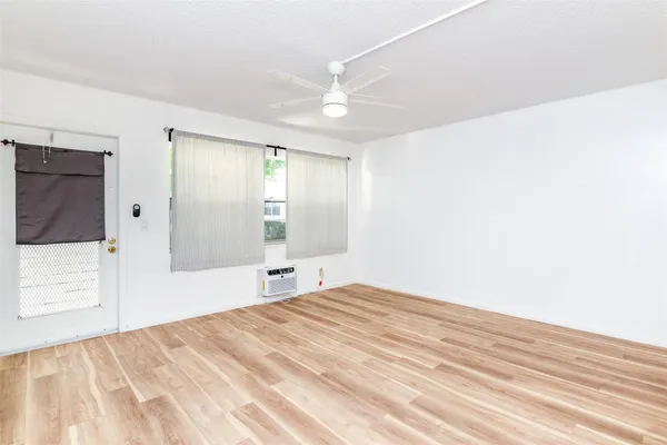 Property Slideshow image 3 of 41 | 167 lyndhurst l 167, Deerfield Beach, FL, 33442