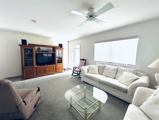 Property Slideshow image 3 of 18 | 226 brittany 226, Delray Beach, FL, 33446