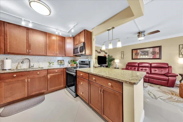 Property Slideshow image 2 of 30 | 2047 wolverton c # 2047, Boca Raton, FL, 33434