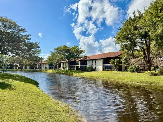 Property Slideshow image 3 of 54 | 10615 ocean palm way 102, Boynton Beach, FL, 33437