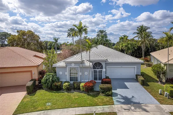 Property Slideshow image 2 of 60 | 5892 seashell ter, Boynton Beach, FL, 33437