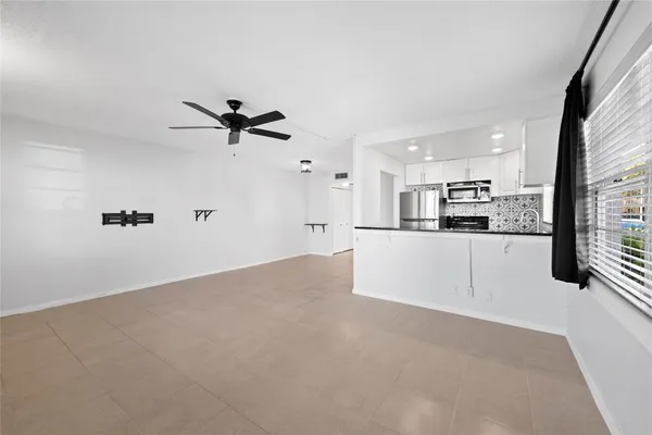 Property Slideshow image 3 of 20 | 28 prescott b 28, Deerfield Beach, FL, 33442