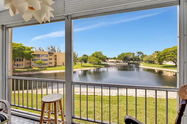Property Slideshow image 3 of 31 | 5860 nw 64th ave apt 201, Tamarac, FL, 33319