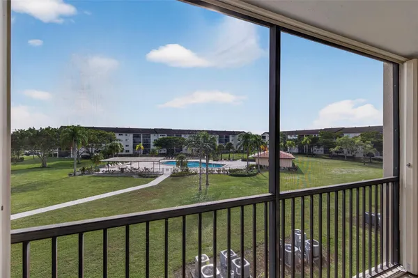 Property Slideshow image 2 of 20 | 12750 sw 15th st 303 d, Pembroke Pines, FL, 33027