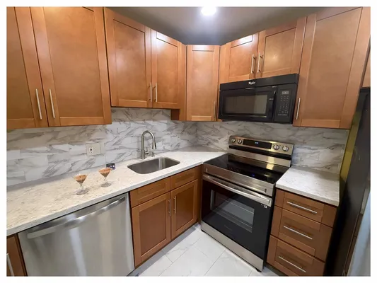 Property Slideshow image 2 of 26 | 3071 nw 47th ter 319, Lauderdale Lakes, FL, 33313