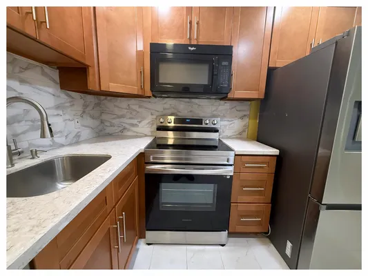 Property Slideshow image 3 of 26 | 3071 nw 47th ter 319, Lauderdale Lakes, FL, 33313