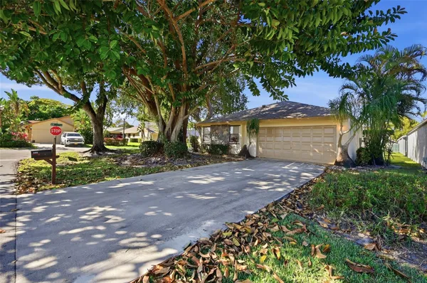 Property Slideshow image 3 of 41 | 2495 nw 14th st, Delray Beach, FL, 33445
