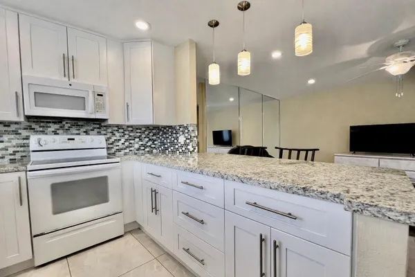 Property Slideshow image 2 of 47 | 176 tuscany c 176, Delray Beach, FL, 33446