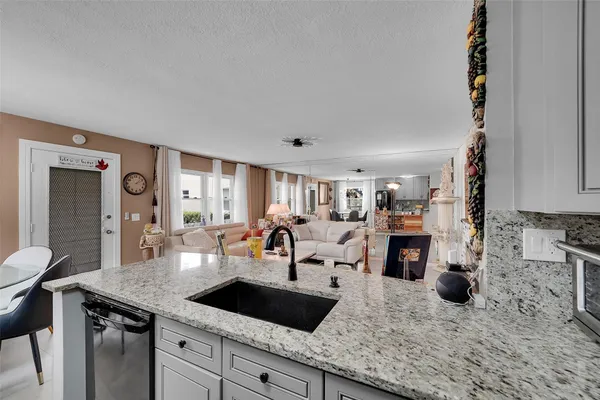 Property Slideshow image 3 of 33 | 163 flanders d 163, Delray Beach, FL, 33484