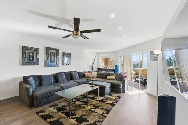 Property Slideshow image 3 of 55 | 7361 granville dr 303, Tamarac, FL, 33321