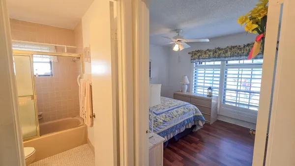 Property Slideshow image 2 of 19 | 1719 sw 19th ave, Deerfield Beach, FL, 33442