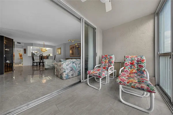 Property Slideshow image 2 of 43 | 7872 trent dr 305, Fort Lauderdale, FL, 33321