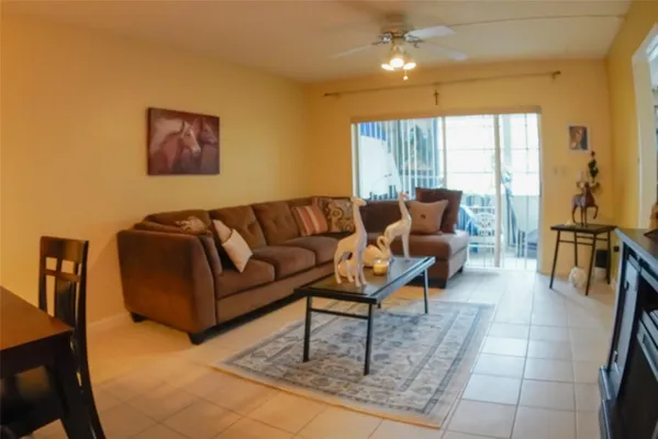 Property Slideshow image 3 of 28 | 9826 marina blvd 1011, Boca Raton, FL, 33428