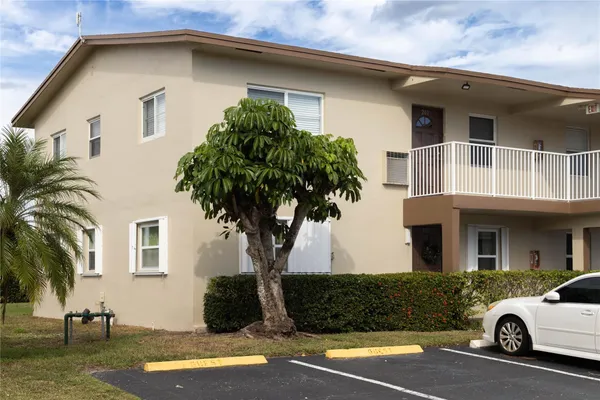 Property Slideshow image 2 of 67 | 7855 nw 5th ct 201, Margate, FL, 33063