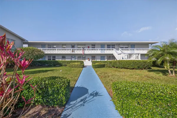 Property Slideshow image 2 of 30 | 51 farnham c 51, Deerfield Beach, FL, 33442