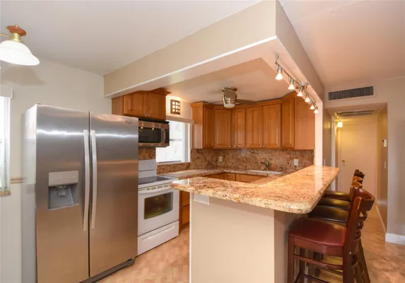 Property Slideshow image 3 of 39 | 357 saxony h 357, Delray Beach, FL, 33446