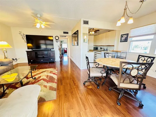 Property Slideshow image 2 of 57 | 4050 harwood 4050, Deerfield Beach, FL, 33442