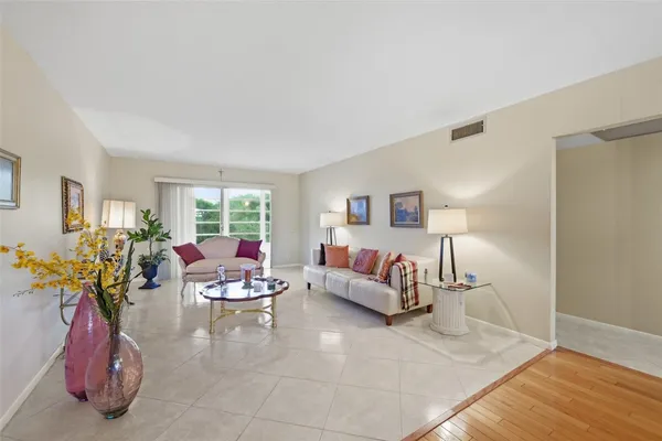 Property Slideshow image 2 of 70 | 2505 antigua ter f4, Coconut Creek, FL, 33066