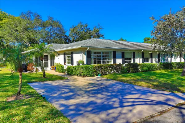 Property Slideshow image 2 of 46 | 10127 41st ter 211, Boynton Beach, FL, 33436