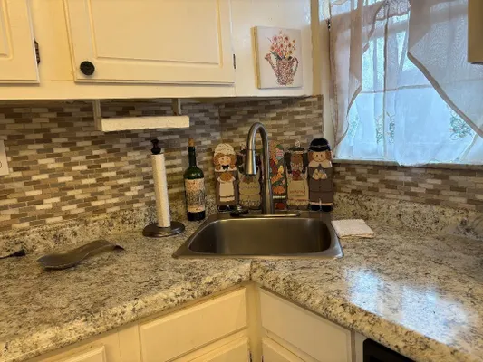 Property Slideshow image 2 of 27 | 8900 washington blvd 409, Pembroke Pines, FL, 33025