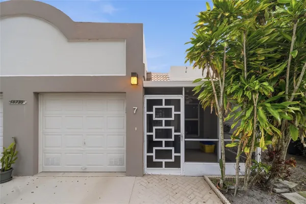 Property Slideshow image 2 of 39 | 18730 stewart cir 7, Boca Raton, FL, 33496