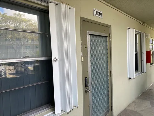 Property Slideshow image 2 of 45 | 1039 berkshire b 1039, Deerfield Beach, FL, 33442