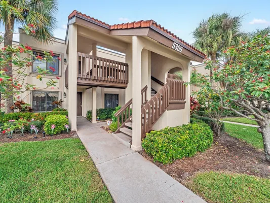 Property Slideshow image 2 of 60 | 5306 cedar lake dr 203, Boynton Beach, FL, 33437