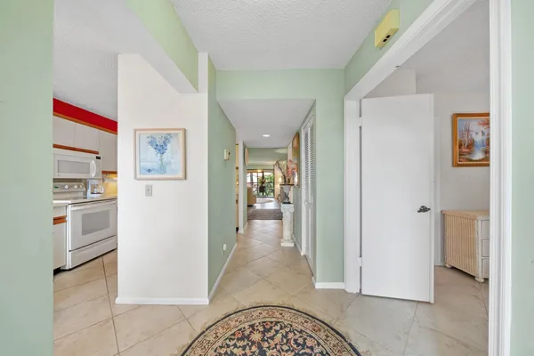 Property Slideshow image 3 of 57 | 5306 cedar lake dr 203, Boynton Beach, FL, 33437