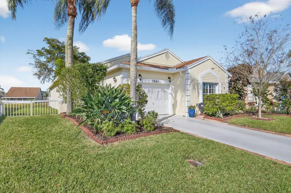 Property Slideshow image 2 of 59 | 7697 mansfield hollow rd, Delray Beach, FL, 33446