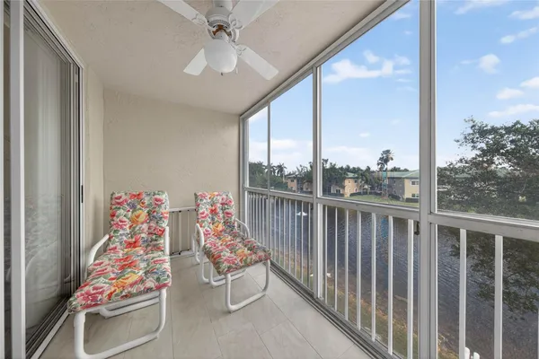 Property Slideshow image 2 of 43 | 7872 trent dr 305, Fort Lauderdale, FL, 33321