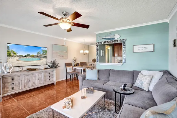 Property Slideshow image 3 of 12 | 227 tilford k 227, Deerfield Beach, FL, 33442