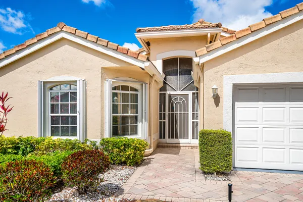 Property Slideshow image 2 of 37 | 6594 sun river rd, Boynton Beach, FL, 33437