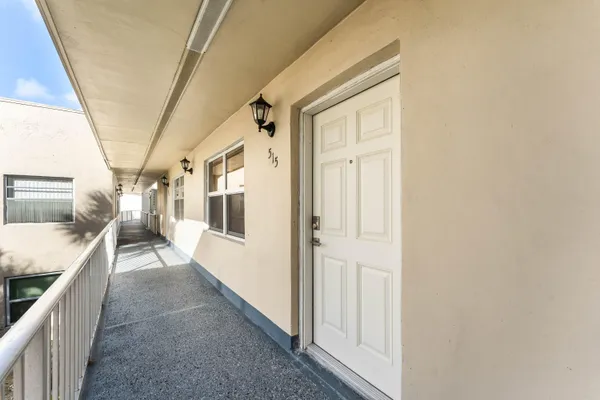 Property Slideshow image 2 of 41 | 515 flanders k k, Delray Beach, FL, 33484