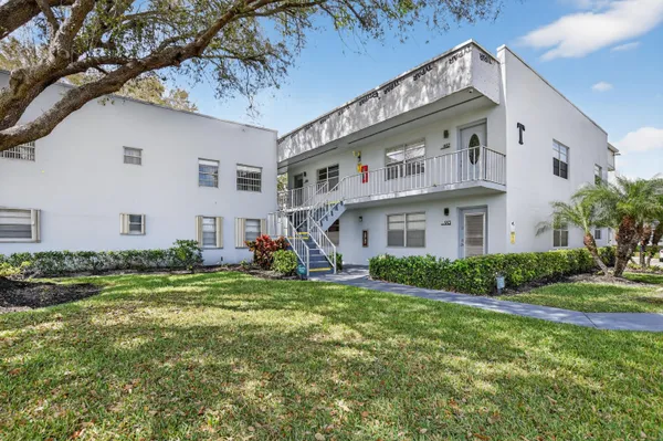 Property Slideshow image 2 of 78 | 944 normandy trl 944, Delray Beach, FL, 33484