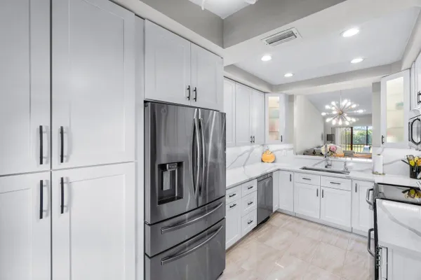 Property Slideshow image 2 of 42 | 5120 golfview ct 1722, Delray Beach, FL, 33484