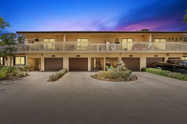 Property Slideshow image 2 of 45 | 2987 bent pine dr, Fort Pierce, FL, 34951